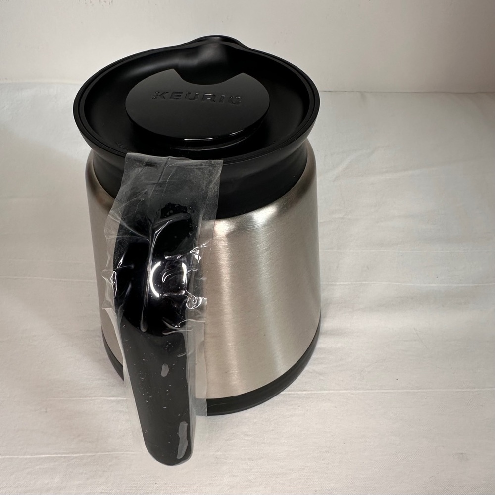 Keurig Brushed Stainless Steel 32 Oz Thermal Coffee/Tea Pot Carafe & Lid 1641X